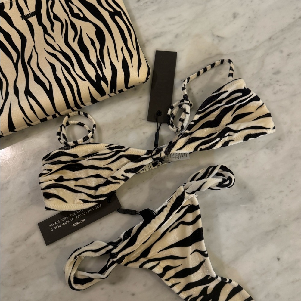 Triangl Zebra set